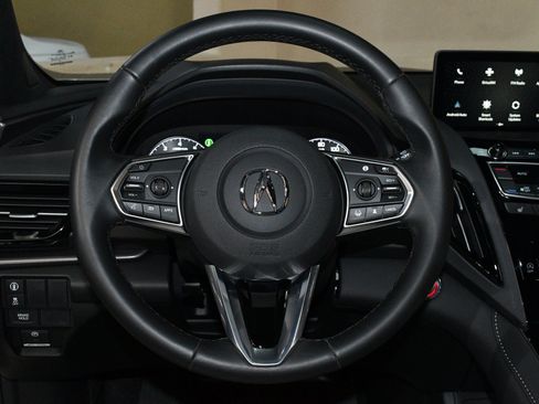 Used 2025 Acura RDX SH-AWD image 23