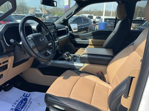 Used 2022 Ford F150 Lariat image 14