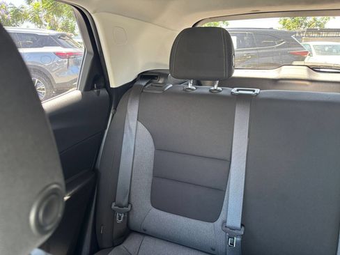 Used 2025 Chevrolet TrailBlazer LT FWD image 39