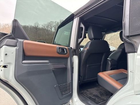 Used 2024 Ford Bronco Outer Banks image 22