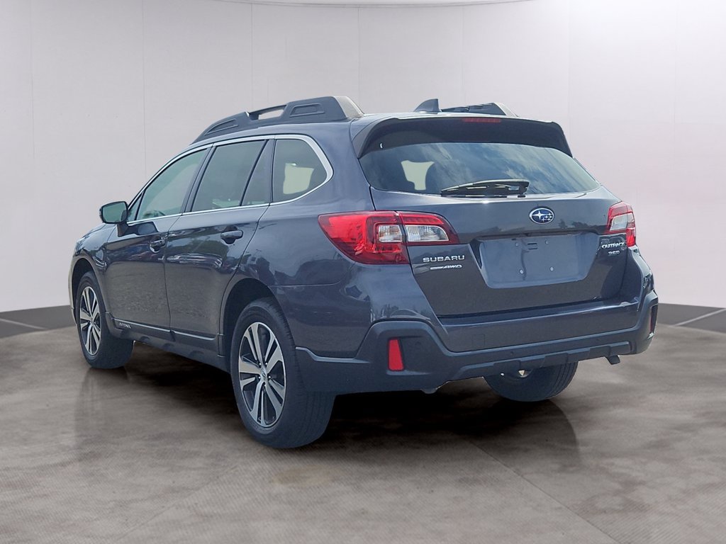 Used 2019 Subaru Outback 3.6R Limited AWD/4WD image 6