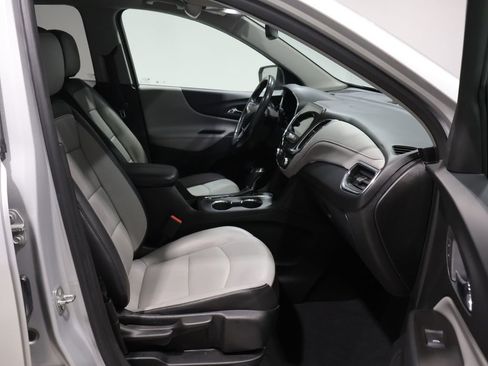 Used 2019 Chevrolet Equinox Premier image 25