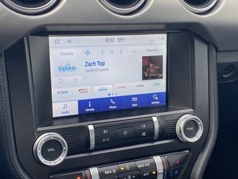 Used 2021 Ford Mustang Premium image 18