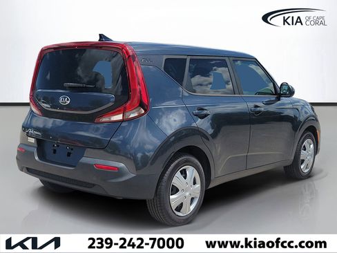 Used 2020 Kia Soul LX FWD image 3