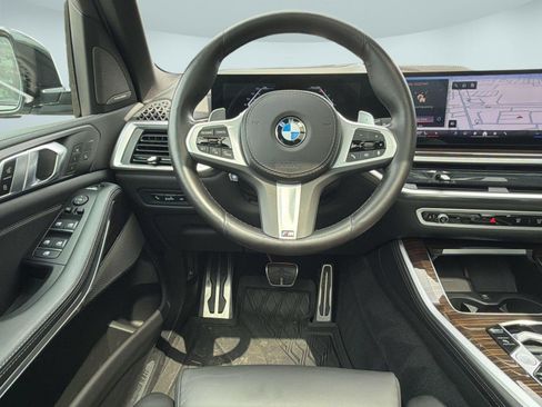 Used 2024 BMW X5 xDrive40i w/ M Sport Package AWD/4WD image 26