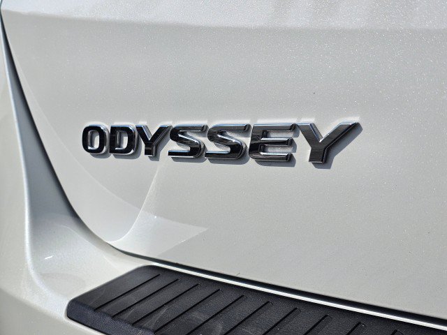 Used 2025 Honda Odyssey Elite image 17