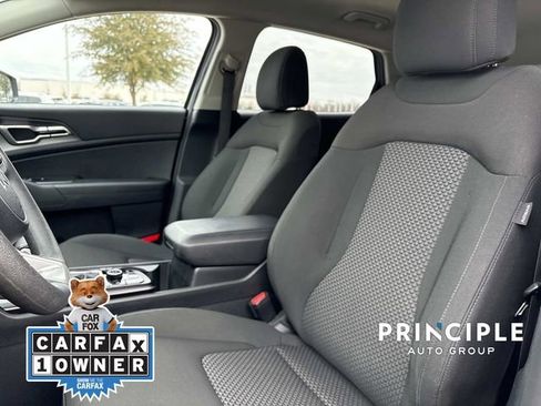 Used 2024 Kia Sportage LX image 13