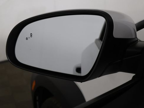 Used 2023 Hyundai Kona SEL AWD/4WD image 30