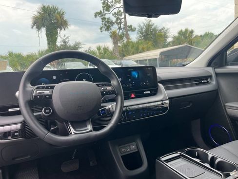 Used 2025 Hyundai Ioniq 5 Limited RWD image 12