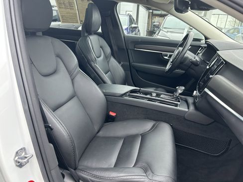 Used 2018 Volvo V90 T5 Cross Country w/ Plus Package image 23