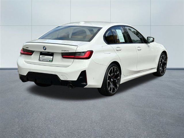 Used 2026 BMW 330i xDrive Sedan w/ M Sport Package AWD/4WD image 6