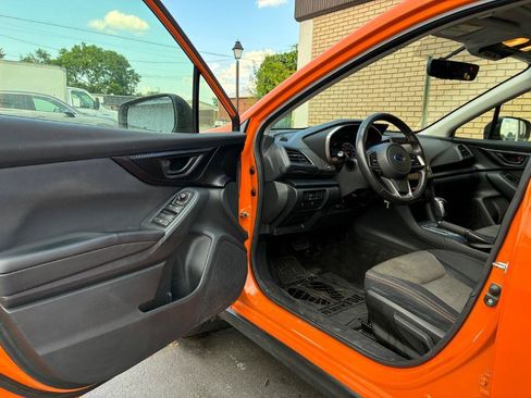 Used 2018 Subaru Crosstrek 2.0i Premium w/ Moonroof Package AWD/4WD image 18