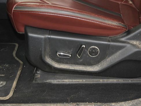 Used 2020 Ford F250 Platinum image 18