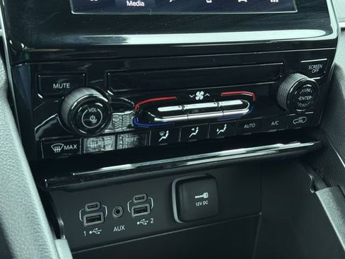 New 2026 Jeep Grand Cherokee Laredo AWD/4WD image 24