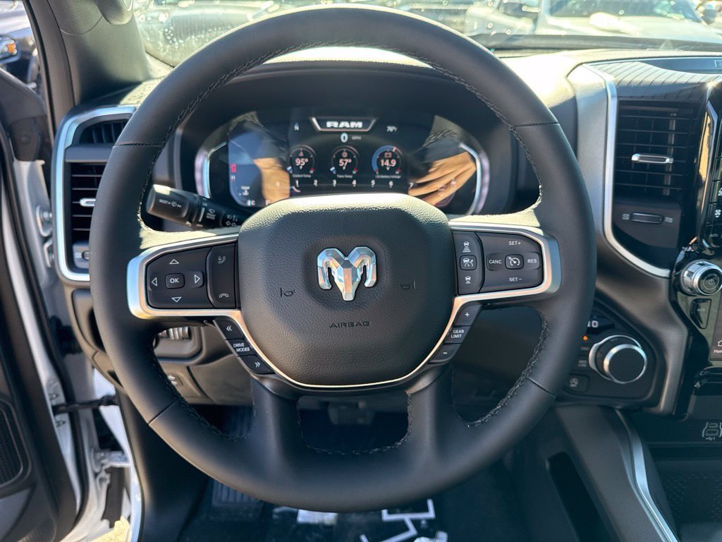 New 2026 RAM 1500 Big Horn AWD/4WD image 10