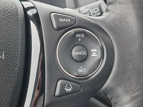 Used 2017 Honda Pilot Touring image 27