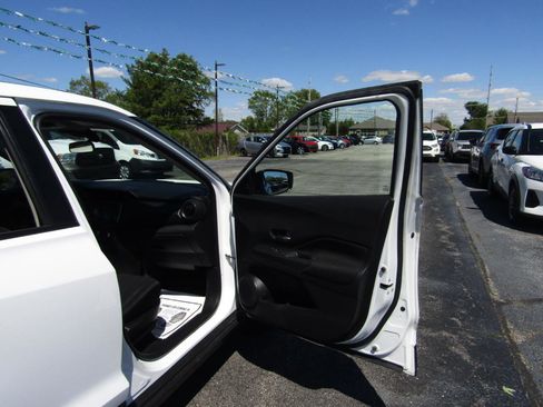 Used 2024 Nissan Kicks S FWD image 22