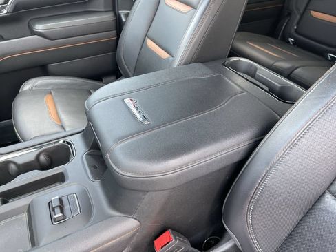 Used 2024 GMC Sierra 2500 AT4 w/ AT4 Premium Plus Package AWD/4WD image 20