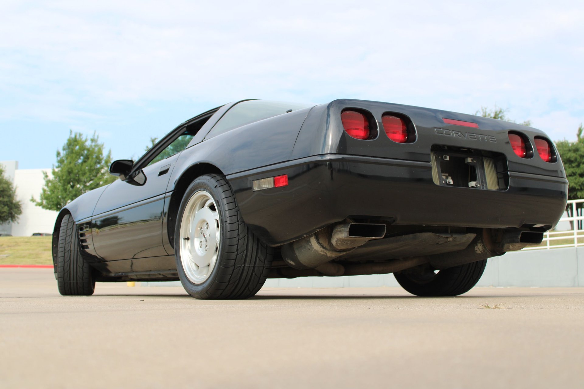 Used 1994 Chevrolet Corvette Coupe RWD image 10