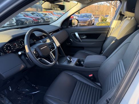 Certified 2025 Land Rover Discovery Sport S image 20