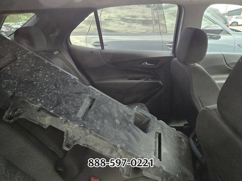 Used 2022 Chevrolet Equinox LT FWD image 10