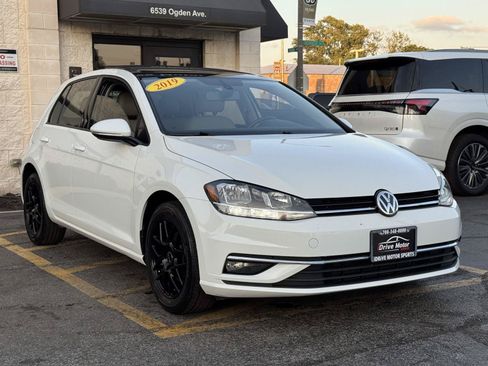 Used 2019 Volkswagen Golf SE FWD image 12