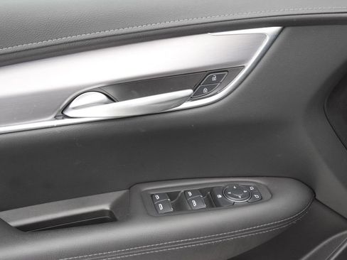 Used 2025 Cadillac XT5 Luxury FWD image 20