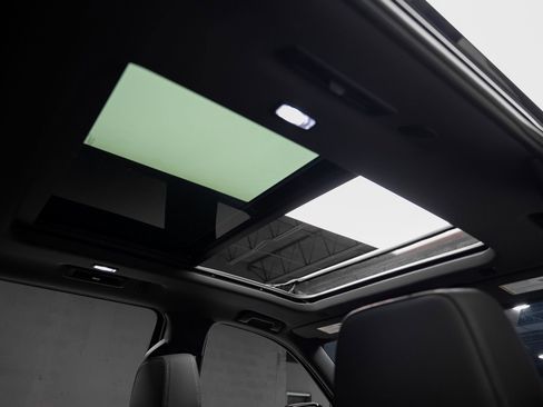 Used 2024 Chevrolet Suburban RST w/ Luxury Package image 68