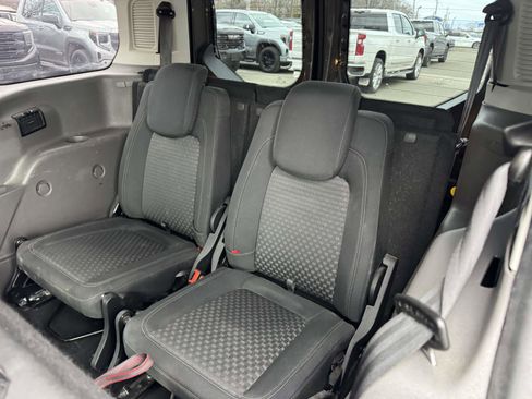 Used 2020 Ford Transit Connect XLT image 16