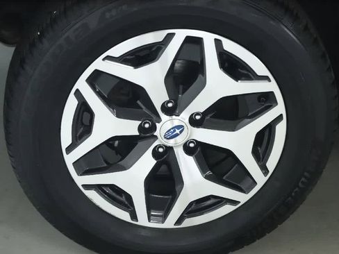 Used 2023 Subaru Forester Premium AWD/4WD image 12