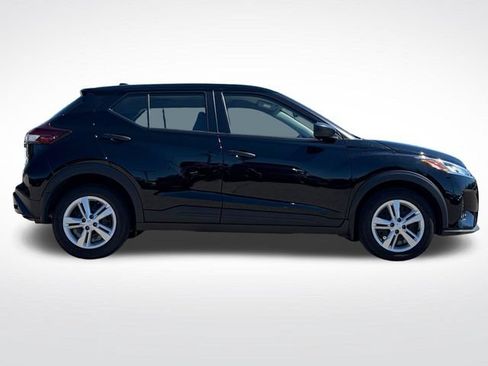 Used 2025 Nissan Kicks Play S FWD image 7