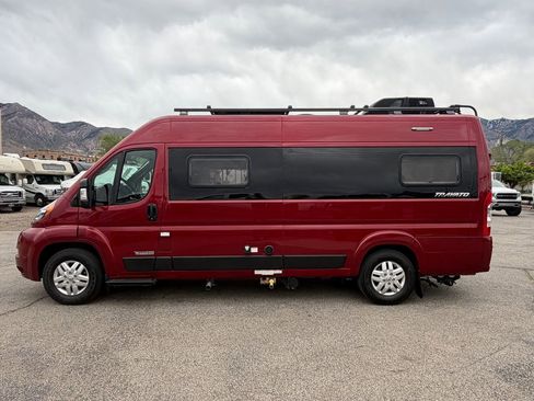 Used 2022 RAM ProMaster 3500 w/ Premium Convenience Group FWD image 5