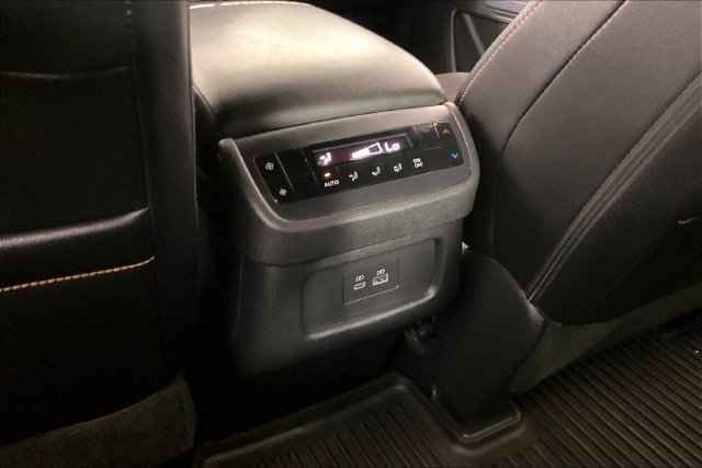 Used 2023 Nissan Pathfinder Rock Creek AWD/4WD image 8