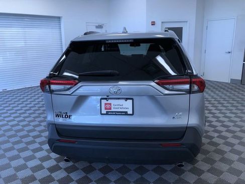Certified 2025 Toyota RAV4 LE AWD/4WD image 13