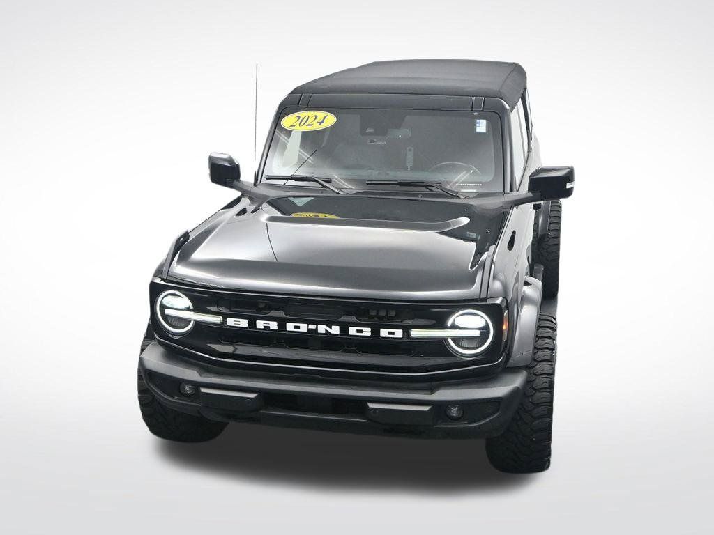 Used 2024 Ford Bronco Outer Banks AWD/4WD image 32