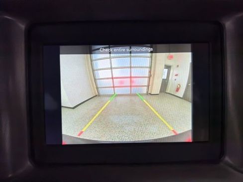 Used 2021 Dodge Charger SXT w/ Leather Interior Group image 17