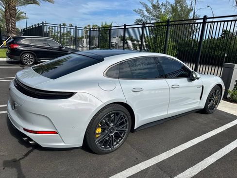 Certified 2025 Porsche Panamera Turbo AWD/4WD image 5