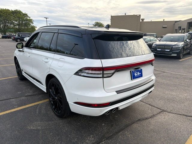 Used 2024 Lincoln Aviator Reserve w/ Equipment Group 201A AWD/4WD image 11