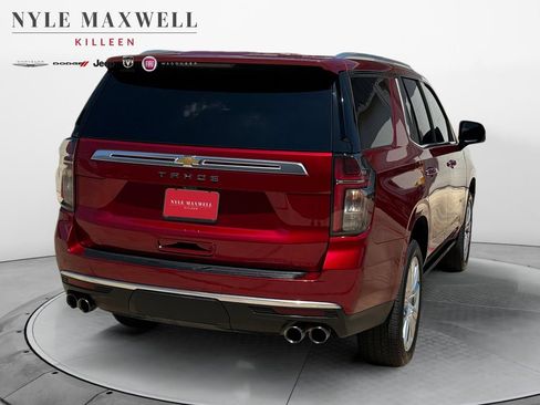 Used 2021 Chevrolet Tahoe High Country w/ Premium Package AWD/4WD image 16