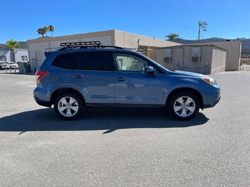 Used 2016 Subaru Forester 2.5i Limited AWD/4WD image 4