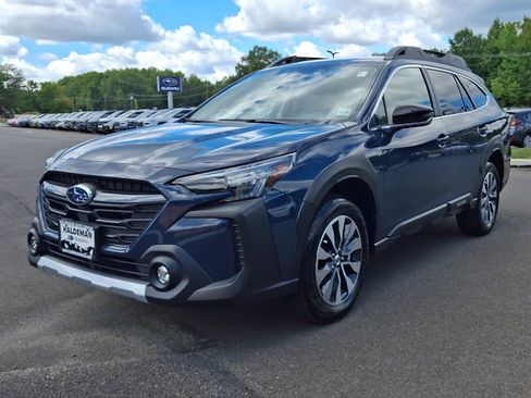 Certified 2024 Subaru Outback Limited AWD/4WD image 3