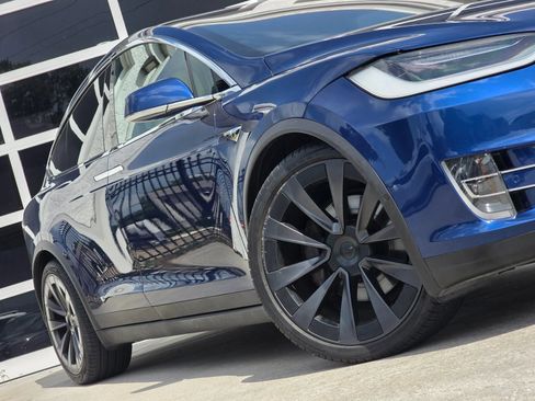 Used 2020 Tesla Model X Long Range AWD/4WD image 12