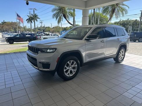 Used 2023 Jeep Grand Cherokee L Limited RWD image 40