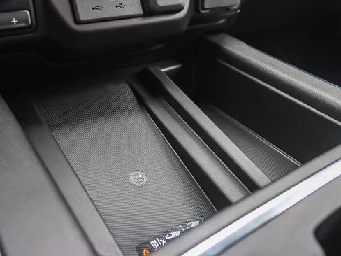 Used 2022 GMC Sierra 1500 Denali w/ Denali Reserve Package image 45