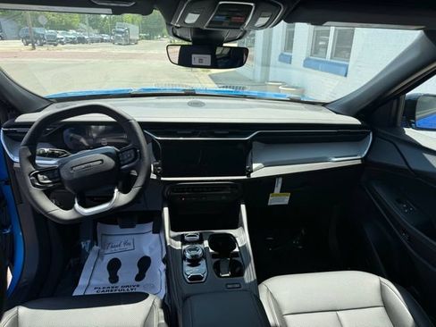 New 2026 Jeep Cherokee Limited AWD/4WD image 12