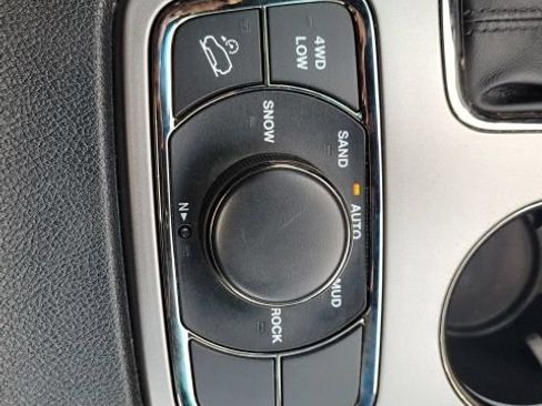 Used 2020 Jeep Grand Cherokee Limited X AWD/4WD image 38