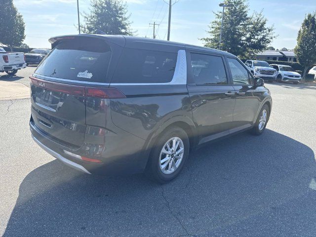 Certified 2024 Kia Carnival LX FWD image 8