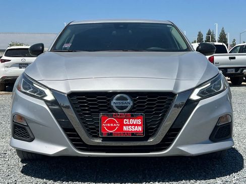 Used 2022 Nissan Altima 2.5 SR FWD image 11