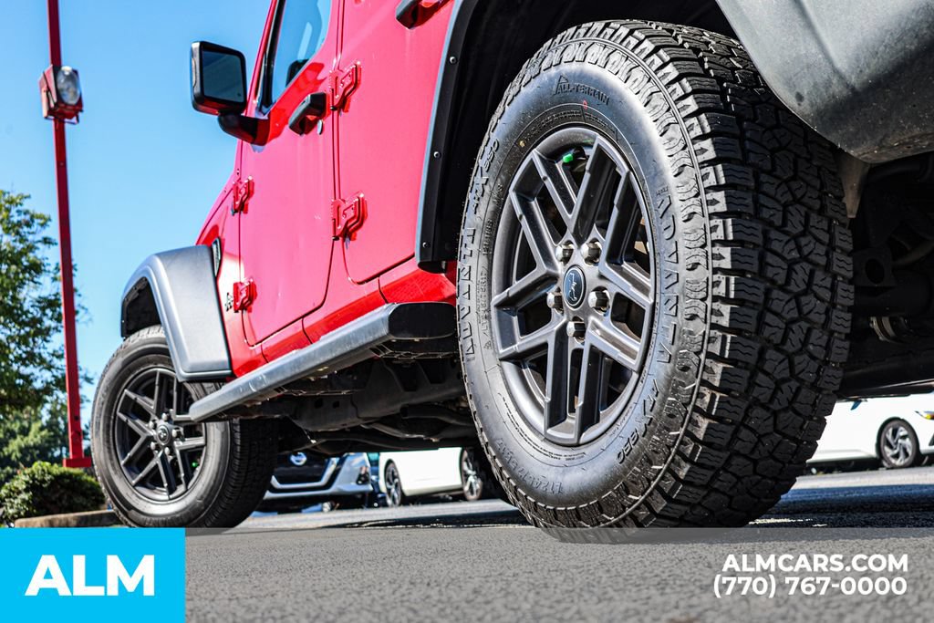 Used 2024 Jeep Wrangler Unlimited Sport AWD/4WD image 15