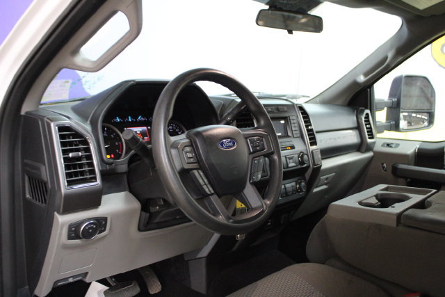 Used 2019 Ford F250 XLT w/ FX4 Off-Road Package AWD/4WD image 12
